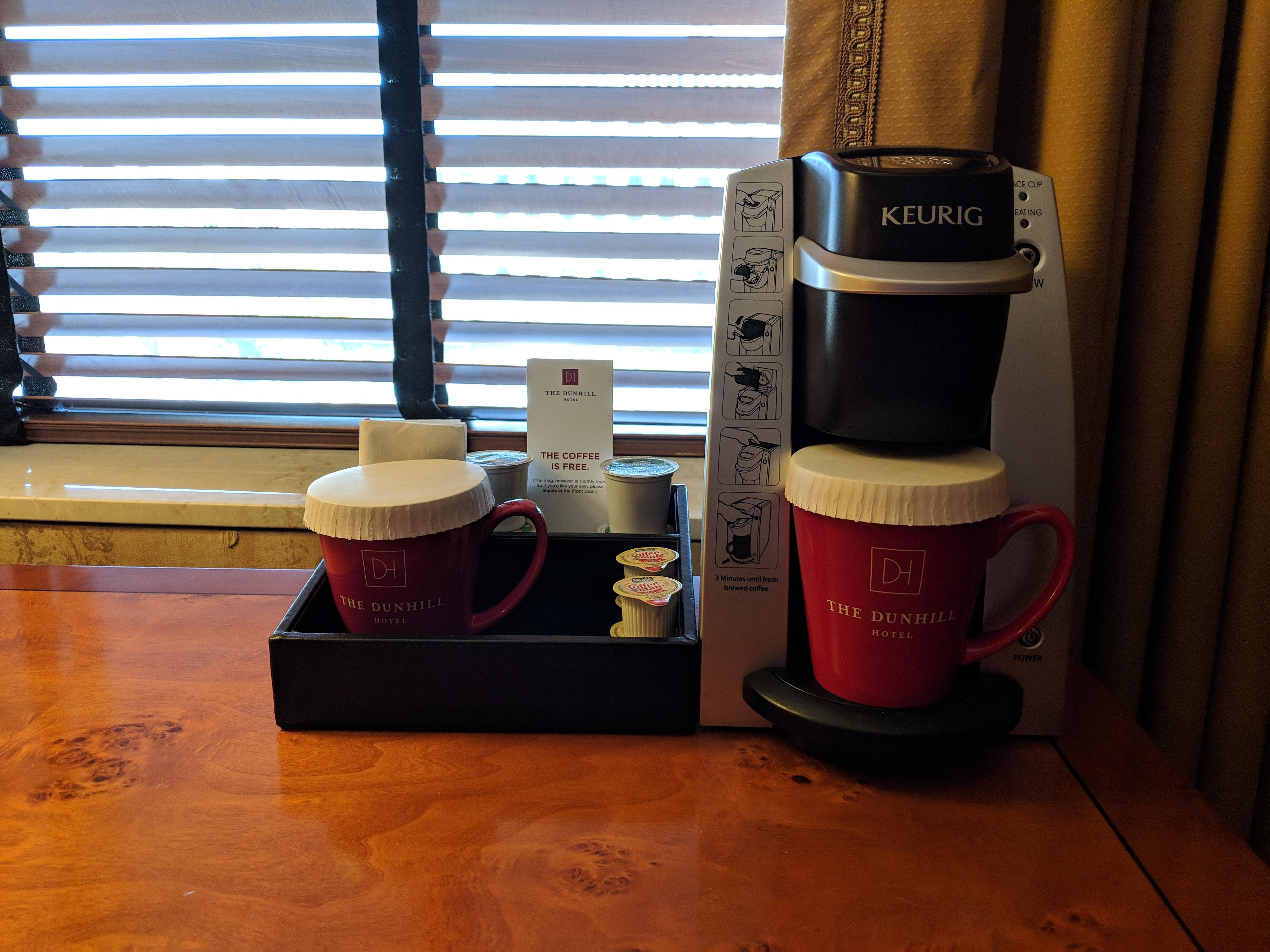 Dunhill Hotel 4*