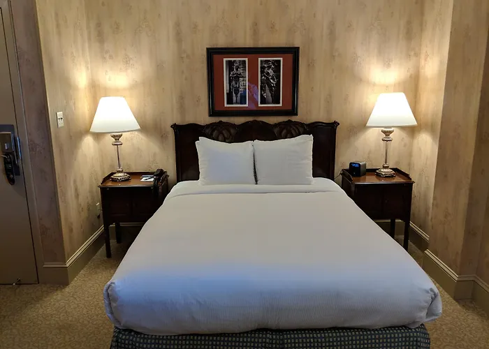 Dunhill Hotel